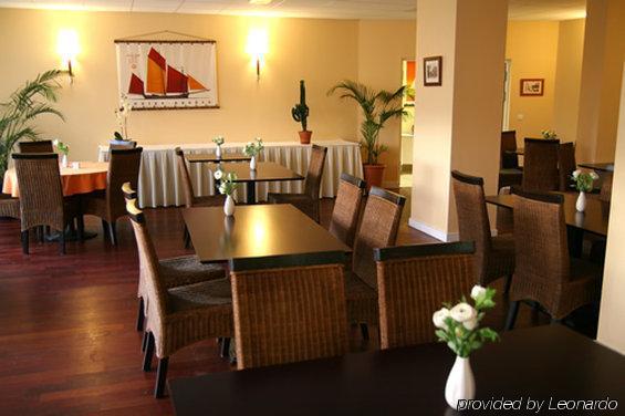 Hotel Kerloc'H Gwen Quimper 콩브리 레스토랑 사진