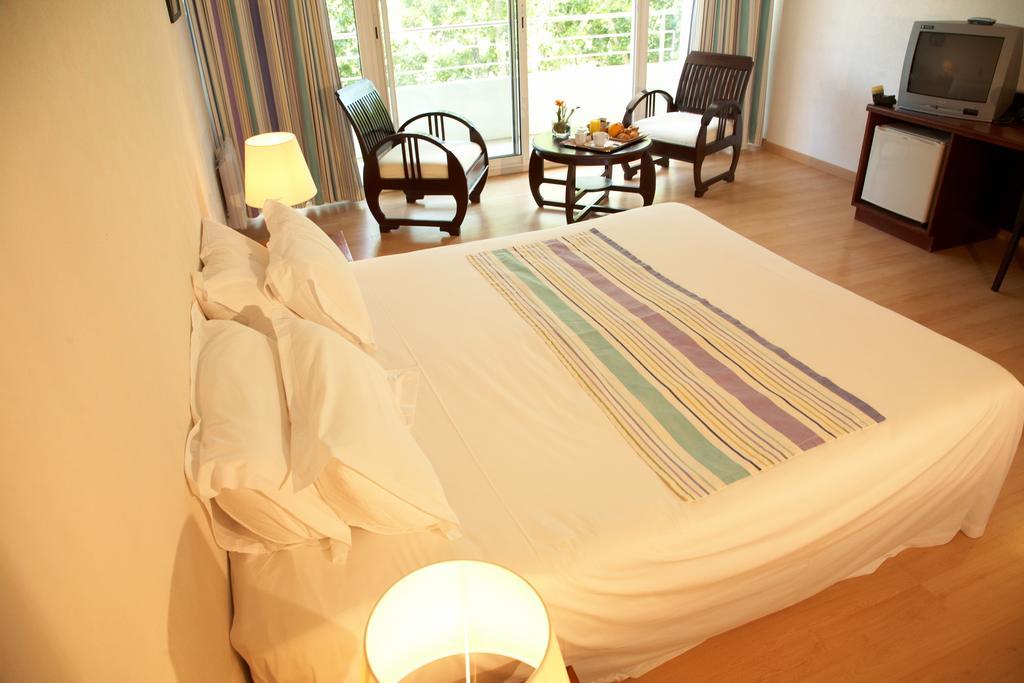 Hotel Kerloc'H Gwen Quimper 콩브리 외부 사진