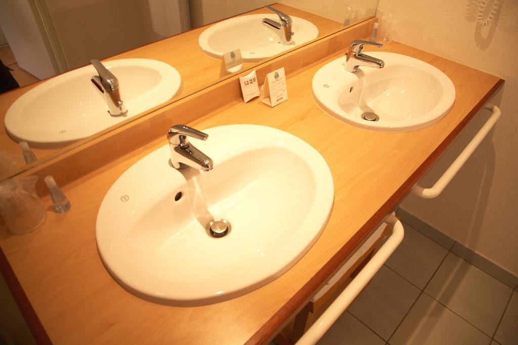 Hotel Kerloc'H Gwen Quimper 콩브리 외부 사진